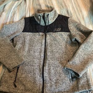 New Balance Women's Black and Gray zip up jacket size XL